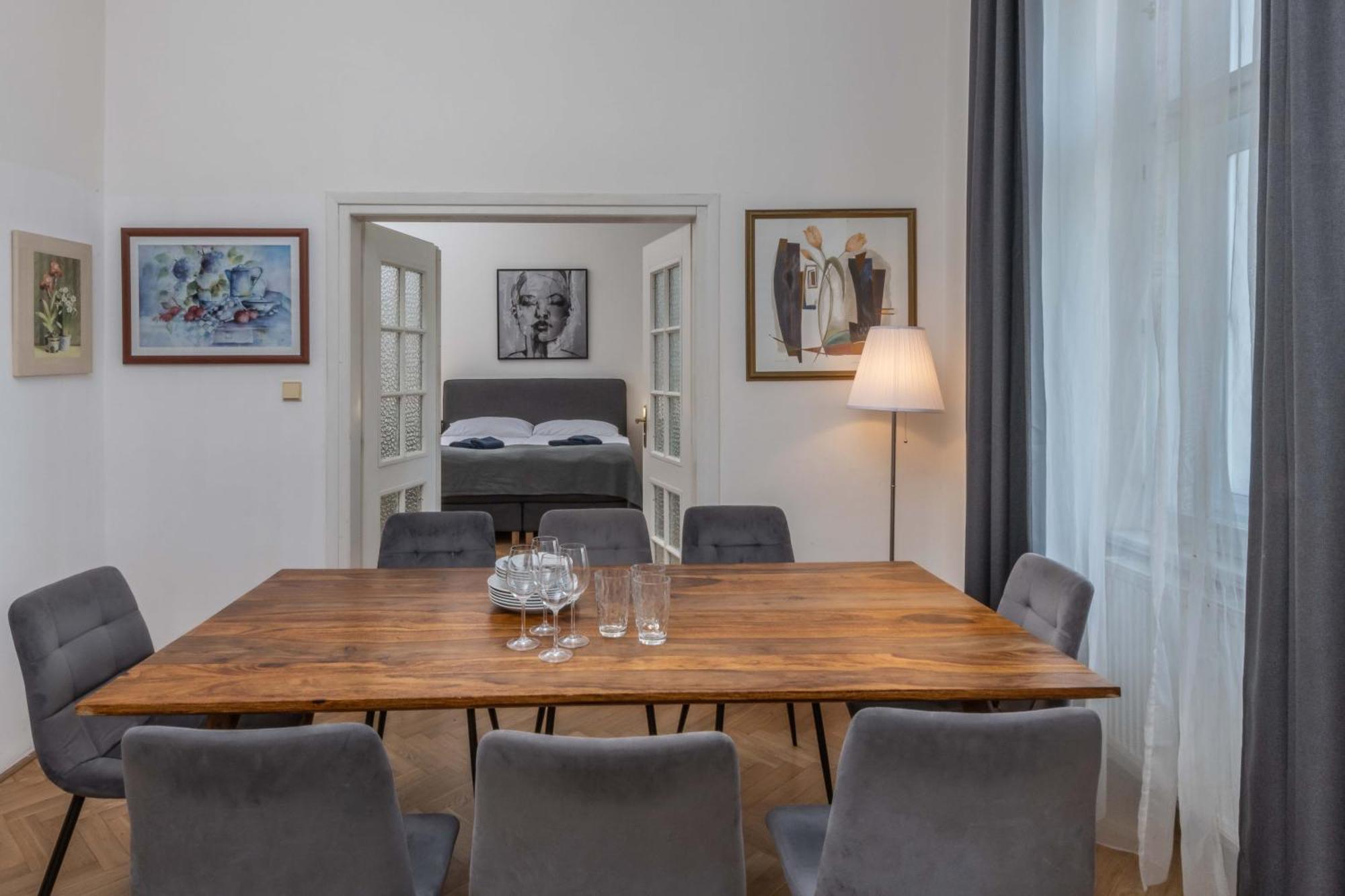 Centrally Located 3Bd Home Near National Museum Prag Eksteriør billede